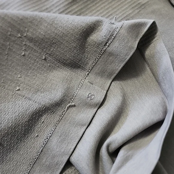 Lululemon Athletica tight tanks with built in bra - Size 8 - Picture 7 of 10